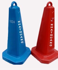 Cọc tiêu nhựa hình vuông màu xanh in logo, thông tin
